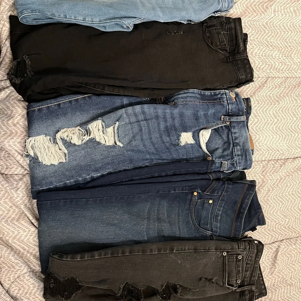 Jeans - Picture 1 of 1